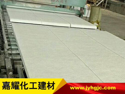 ���������̺